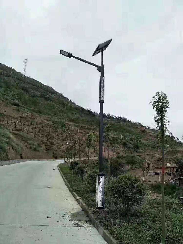 苏尼特右旗仿古太阳能路灯